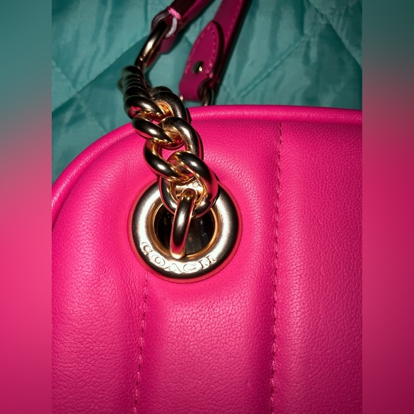 COACH Cammie Quilted Leather - Hot Pink Fuchsia NWOT Pristine gift ready - Picture 6 of 16